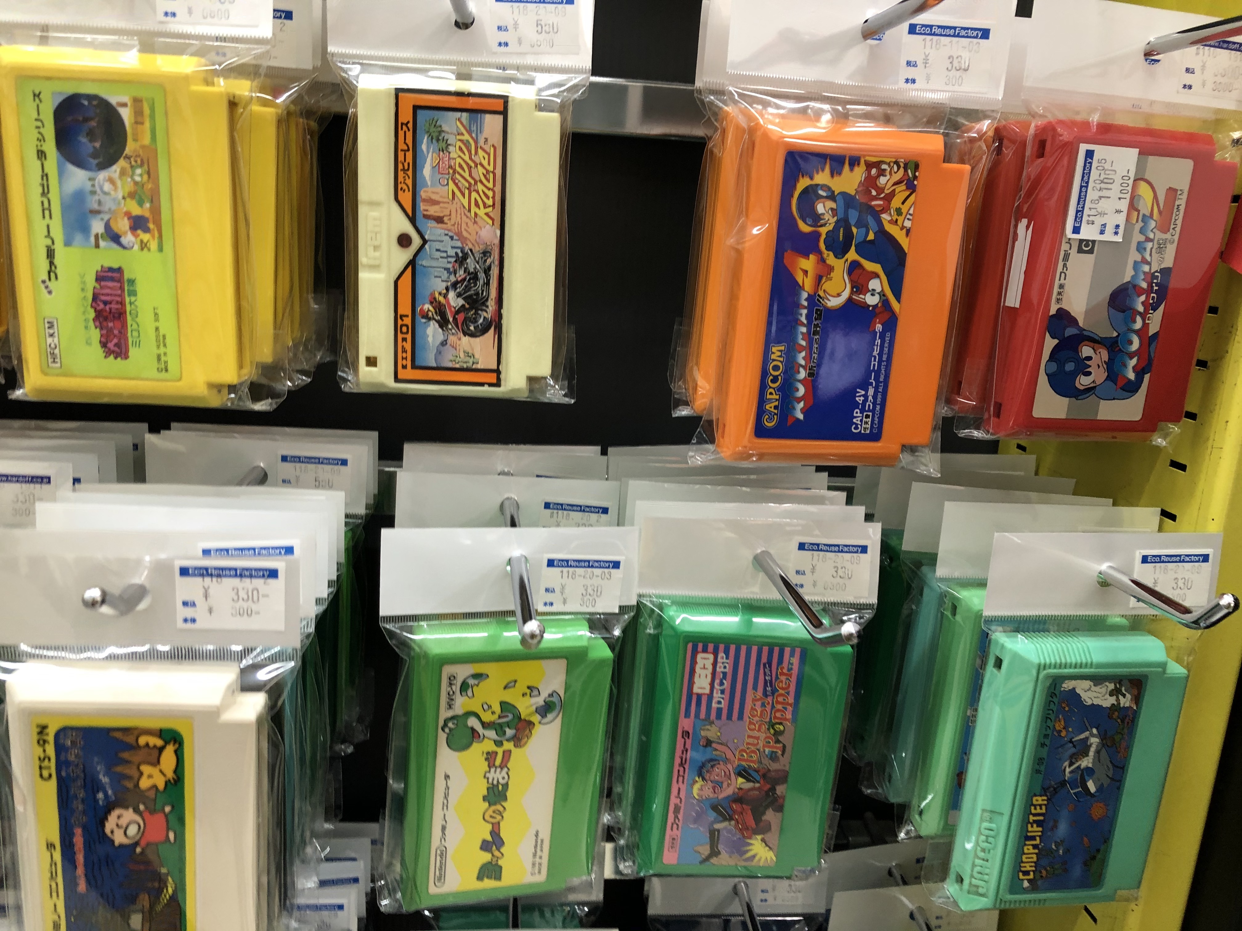 Vintage Famicon game cartridges at Hard Off in Tokyo. Photo by Denisse Rauda.